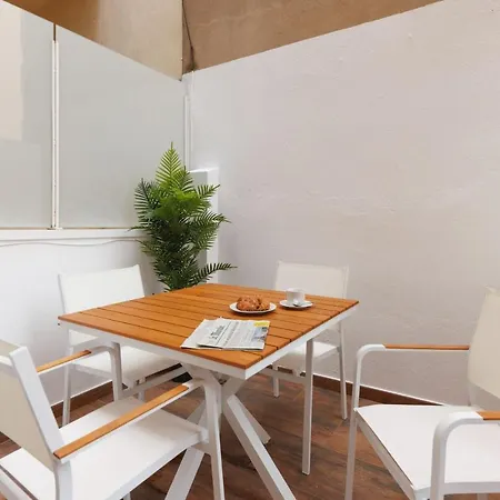 Apartment Bravissimo Figuerola, Spacious 3-bedroom *