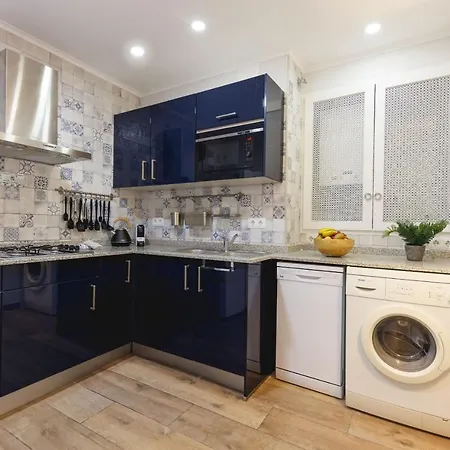 Bravissimo Figuerola, Spacious 3-bedroom Apartment